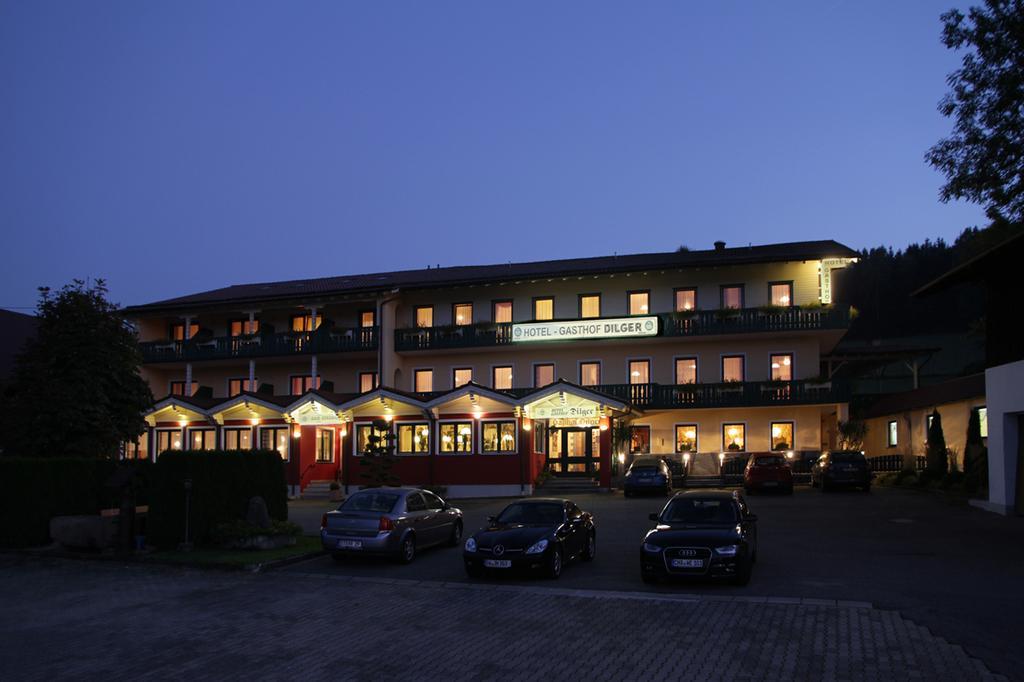 Gasthof-Hotel Dilger Rattenberg Bagian luar foto