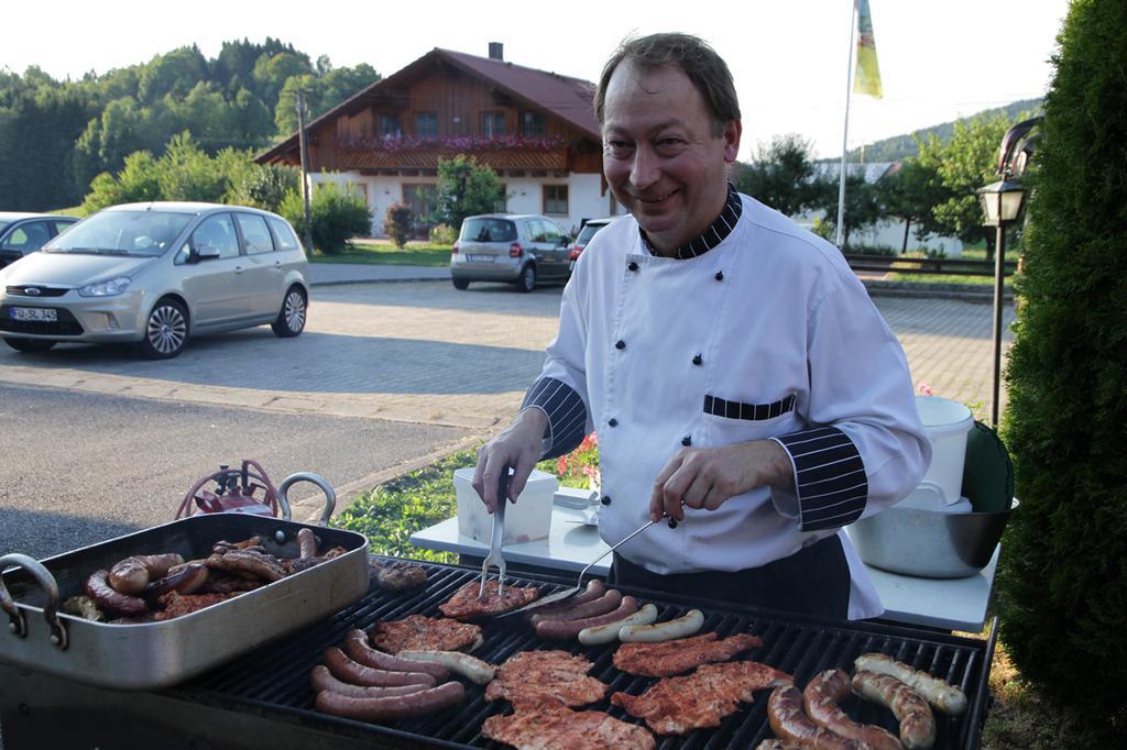 Gasthof-Hotel Dilger Rattenberg Bagian luar foto