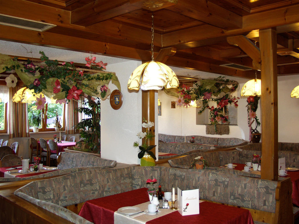 Gasthof-Hotel Dilger Rattenberg Bagian luar foto