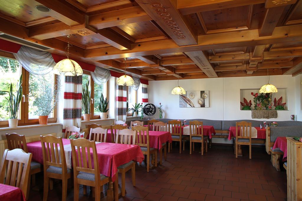Gasthof-Hotel Dilger Rattenberg Bagian luar foto