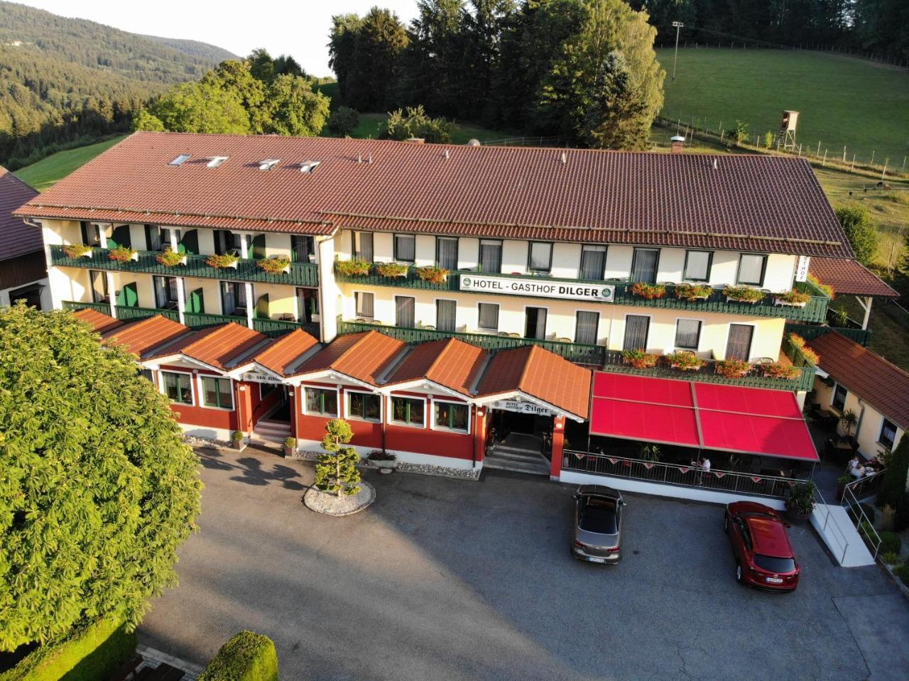 Gasthof-Hotel Dilger Rattenberg Bagian luar foto